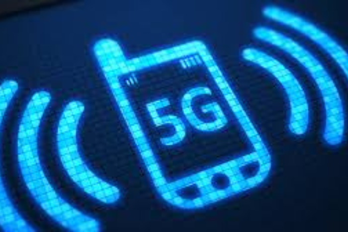 المغرب يستعد لإطلاق طلب عروض لنشر 5G ويشعل المنافسة بين الشركات العالمية العملاقة